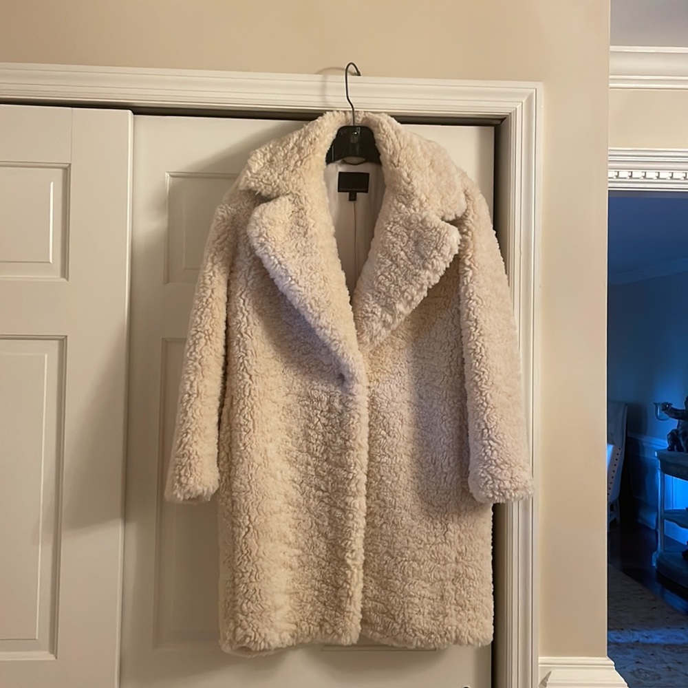 Banana Republic Sherpa Cacoon coat! New without tags!
